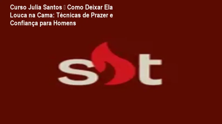 Homem assistindo ao curso de Julia Santos sobre prazer feminino e aplicando técnicas no quarto
