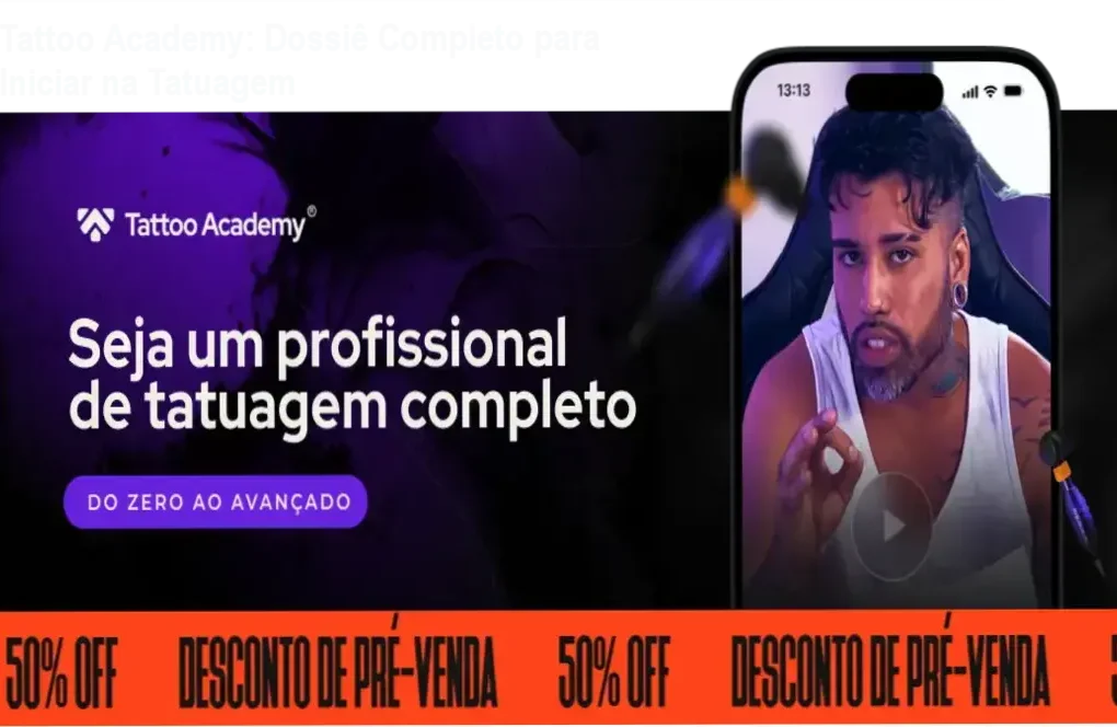 Tatuador profissional aplicando técnica aprendida no curso Tattoo Academy de Raphael Salles