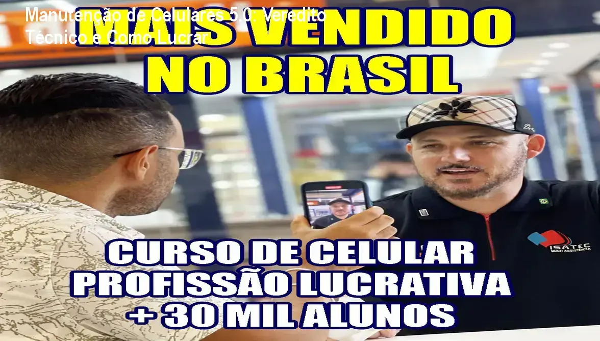 Técnico realizando reparo avançado em placa de smartphone usando a metodologia Isatec
